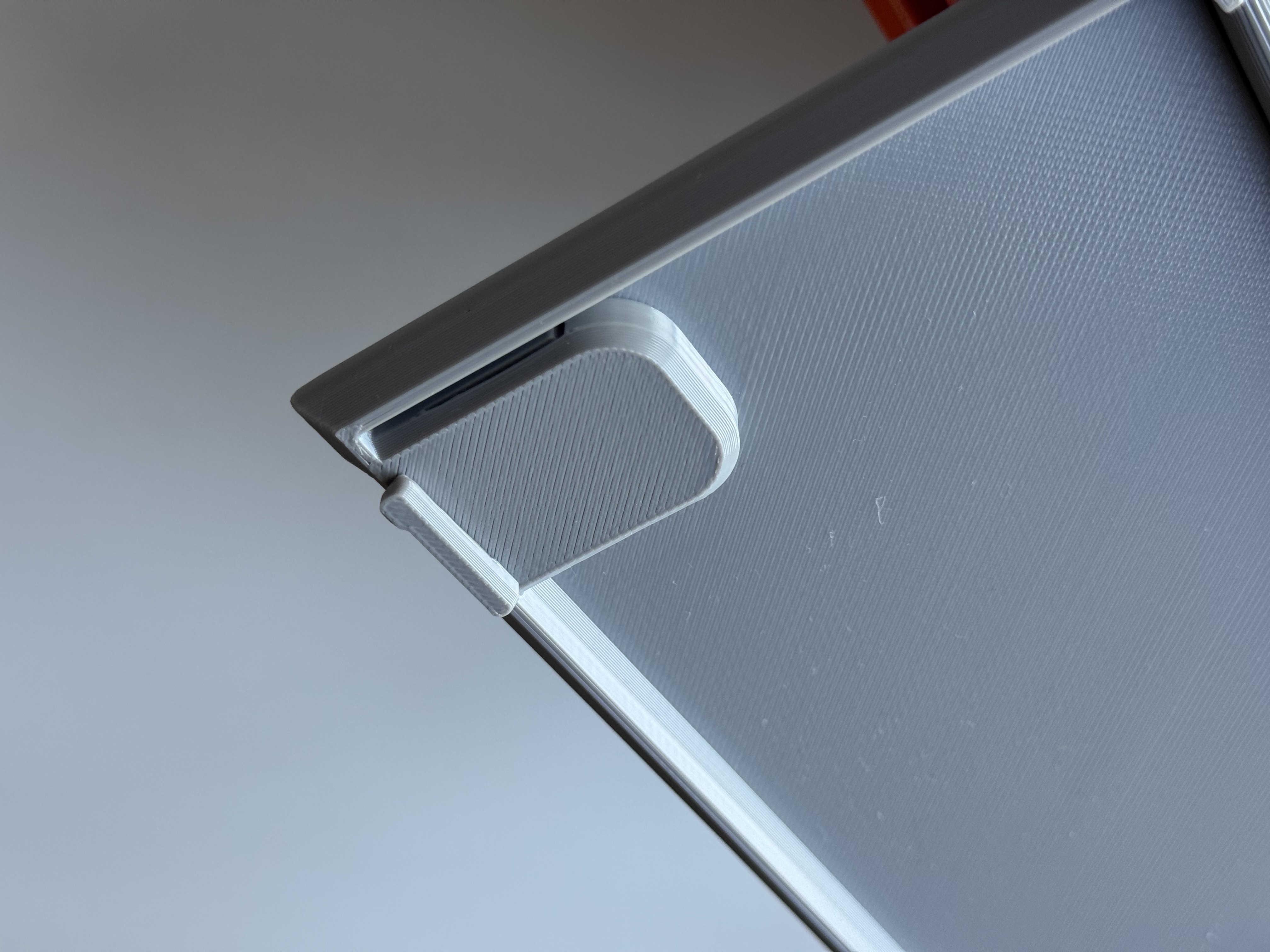 Cantilever tool/sewing box (parametric) preview 4