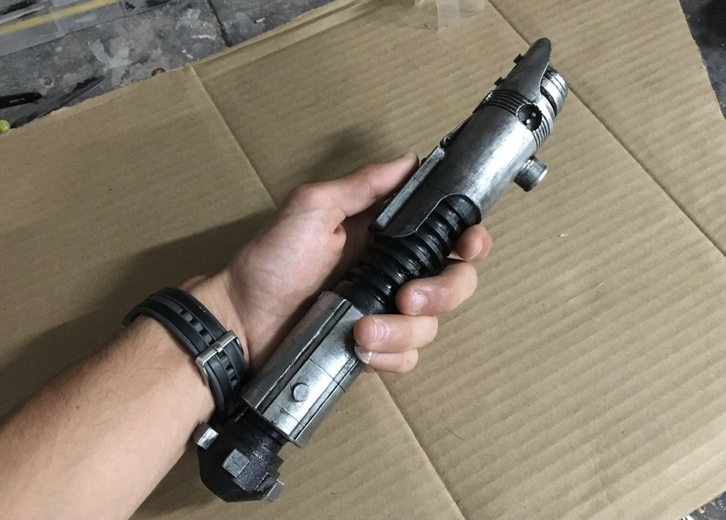 Derelict Lightsaber Hilt from Star Wars: The Od Republic preview