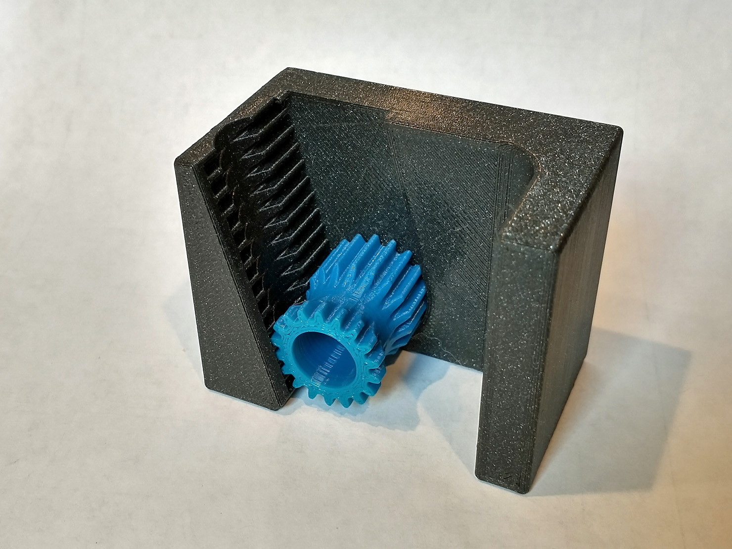 Gravity Broom Holder preview 2