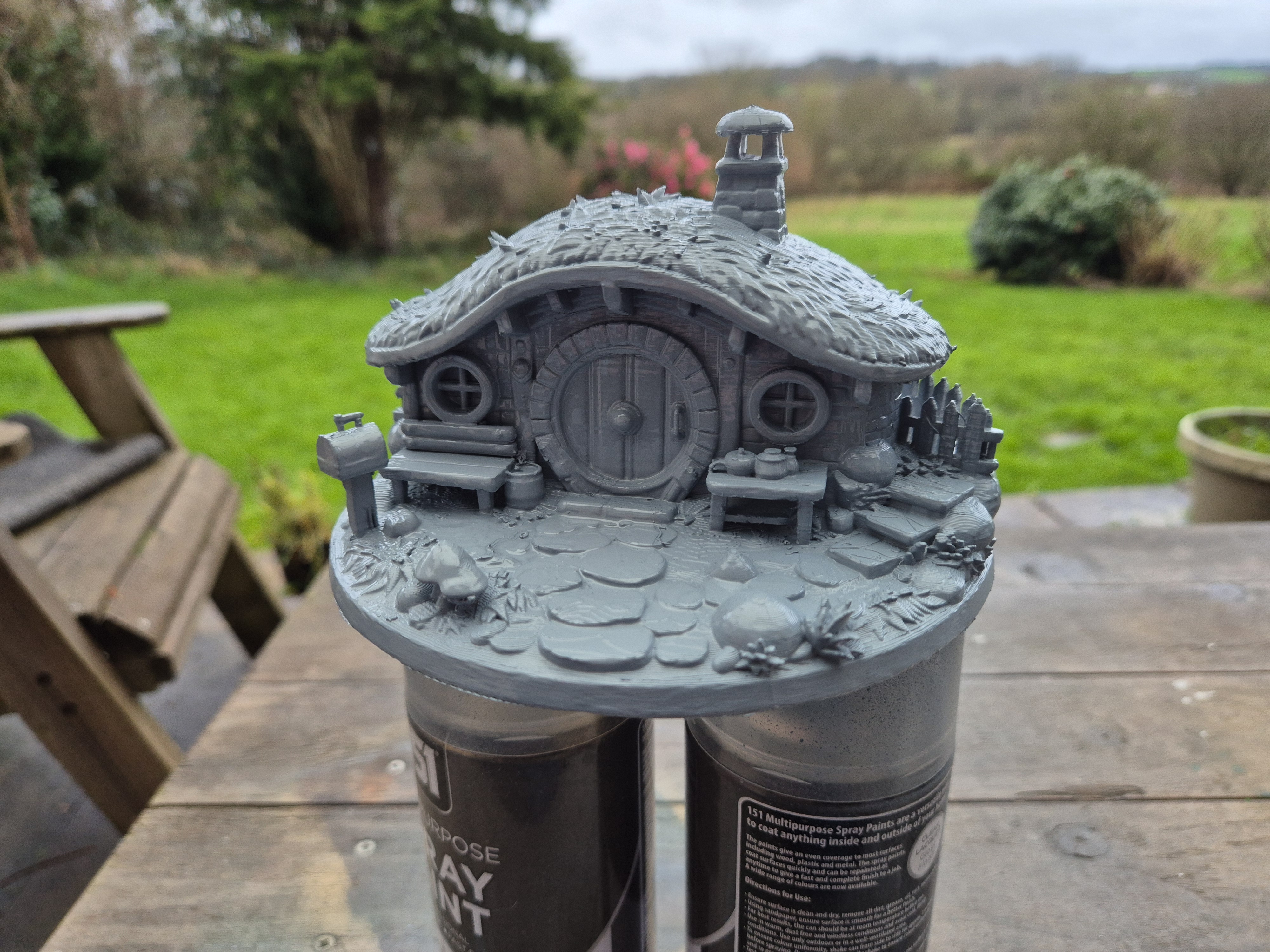 Smaller Hobbit House Model Bag End Lord of the Rings LOTR Shire preview 5