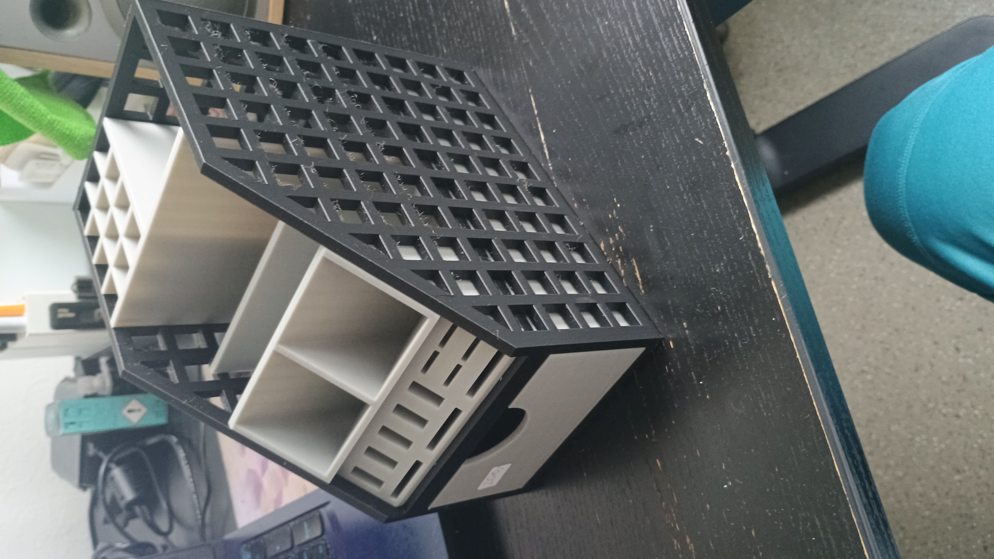 Desk organizer organiser desktop organizer organizers office organizer table pencil holder pen holder pen stand pencil stand easy print without support tested preview 3