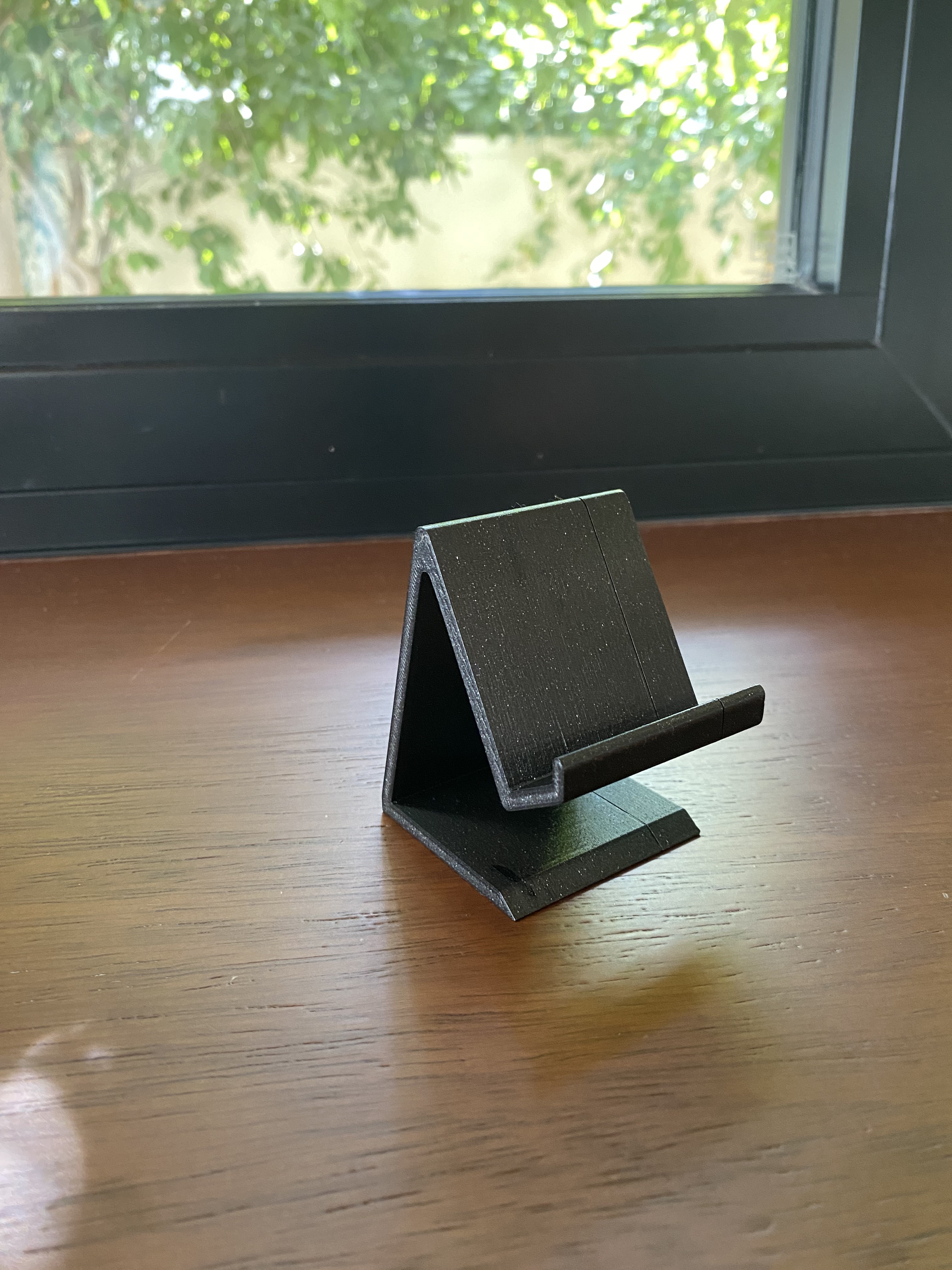 slim phone holder preview 1