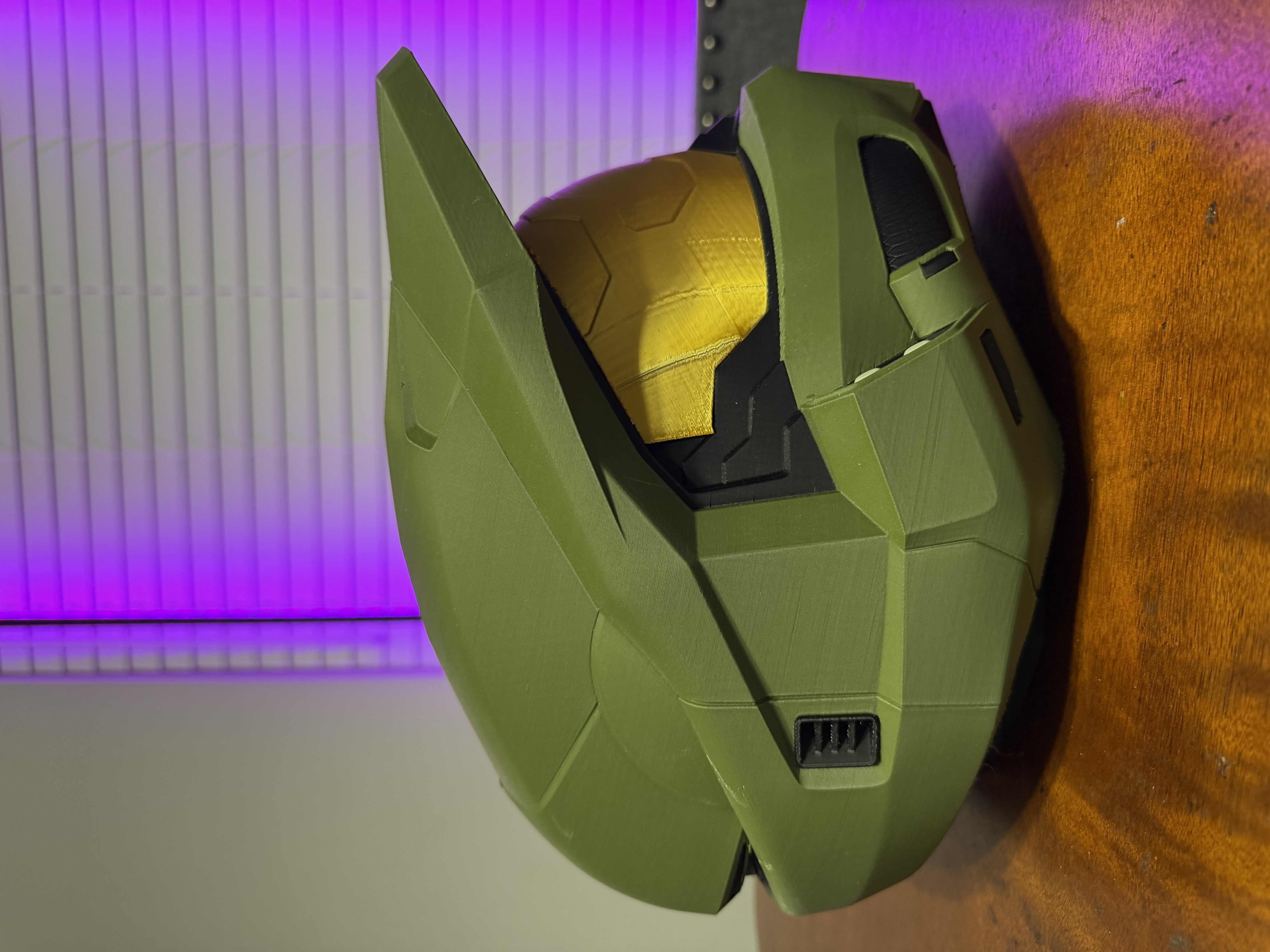 Master Chief halo helmit preview 5