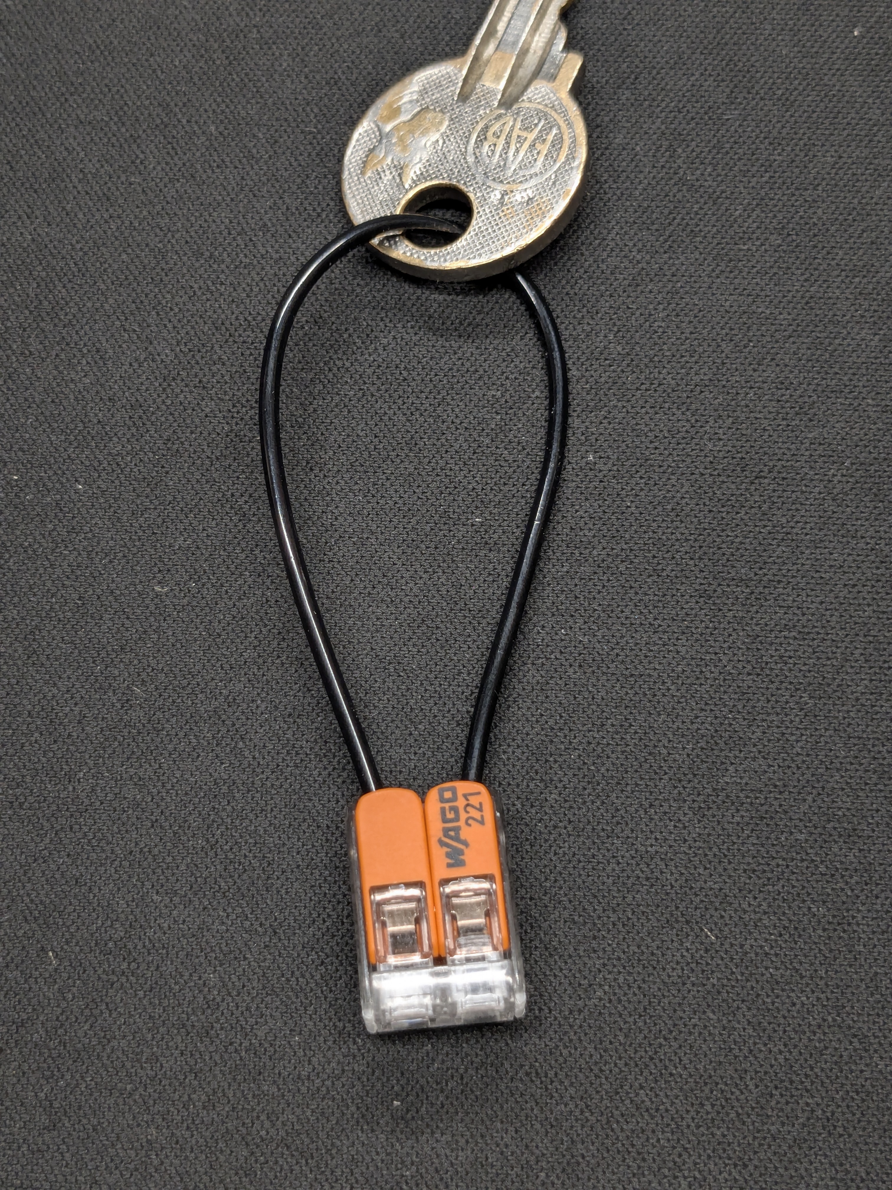 WAGO TPU filament keychain preview