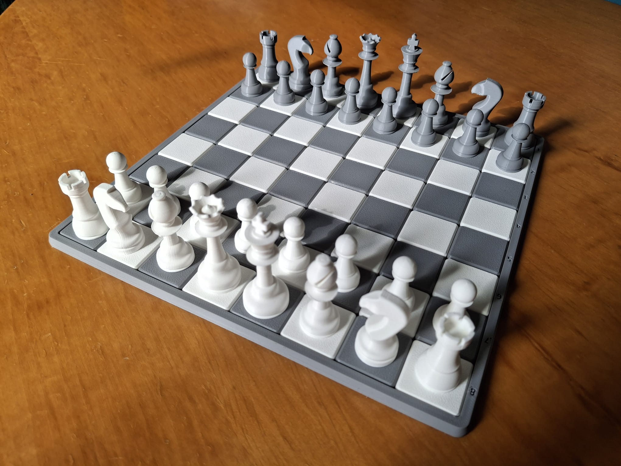 classic chess set preview