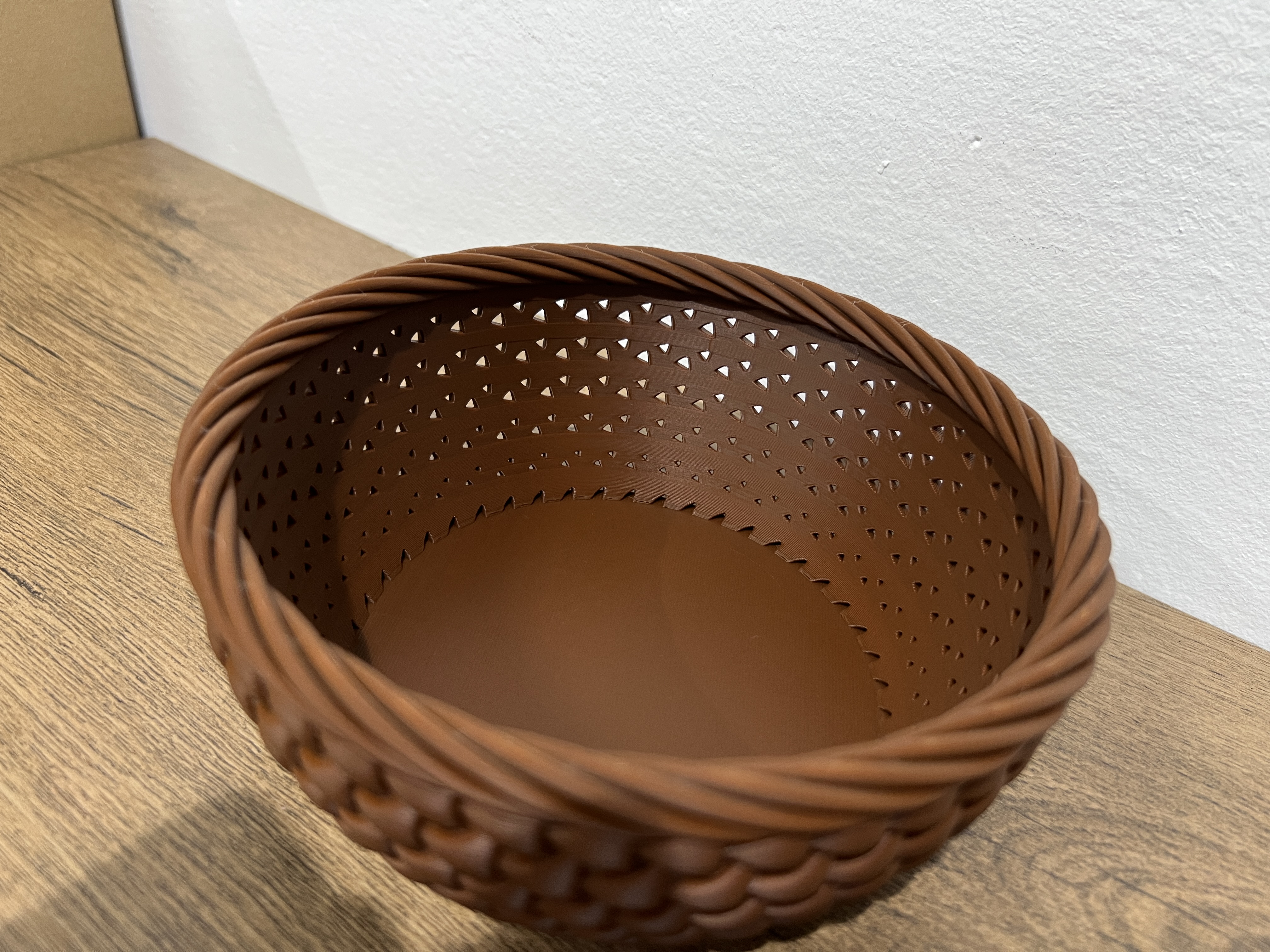 Easter woven basket preview 5