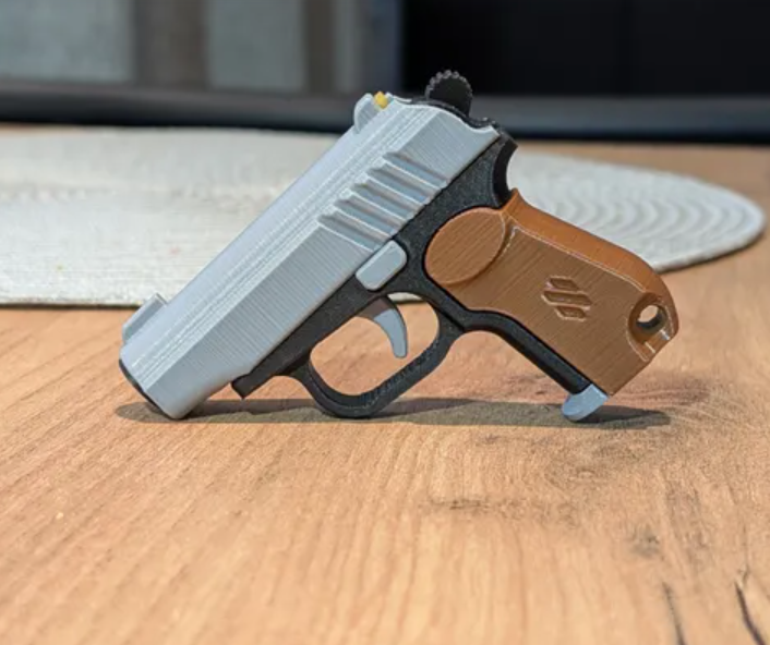 пистолет брелок preview 1