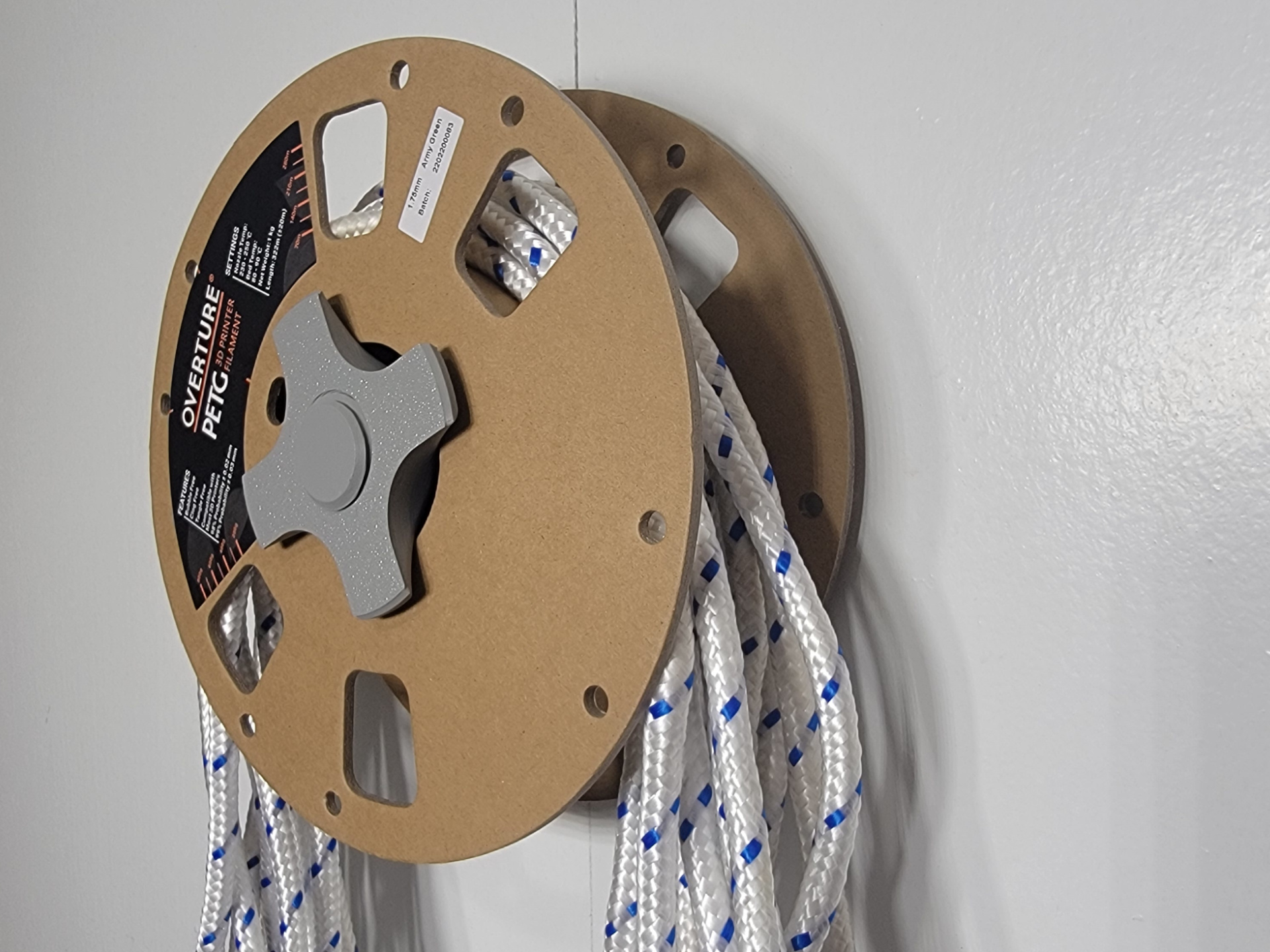 Spool wire holder preview