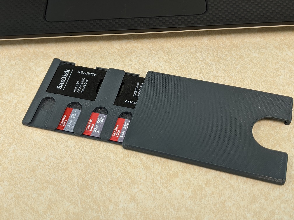 SD/MicroSD card case preview