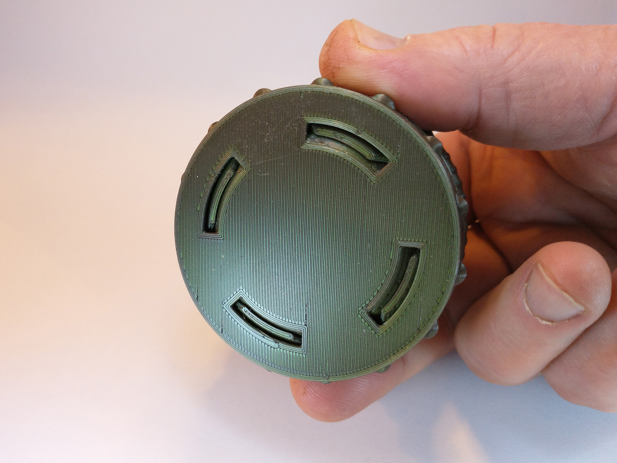 Print-In-Place Iris Box (locking) preview 4