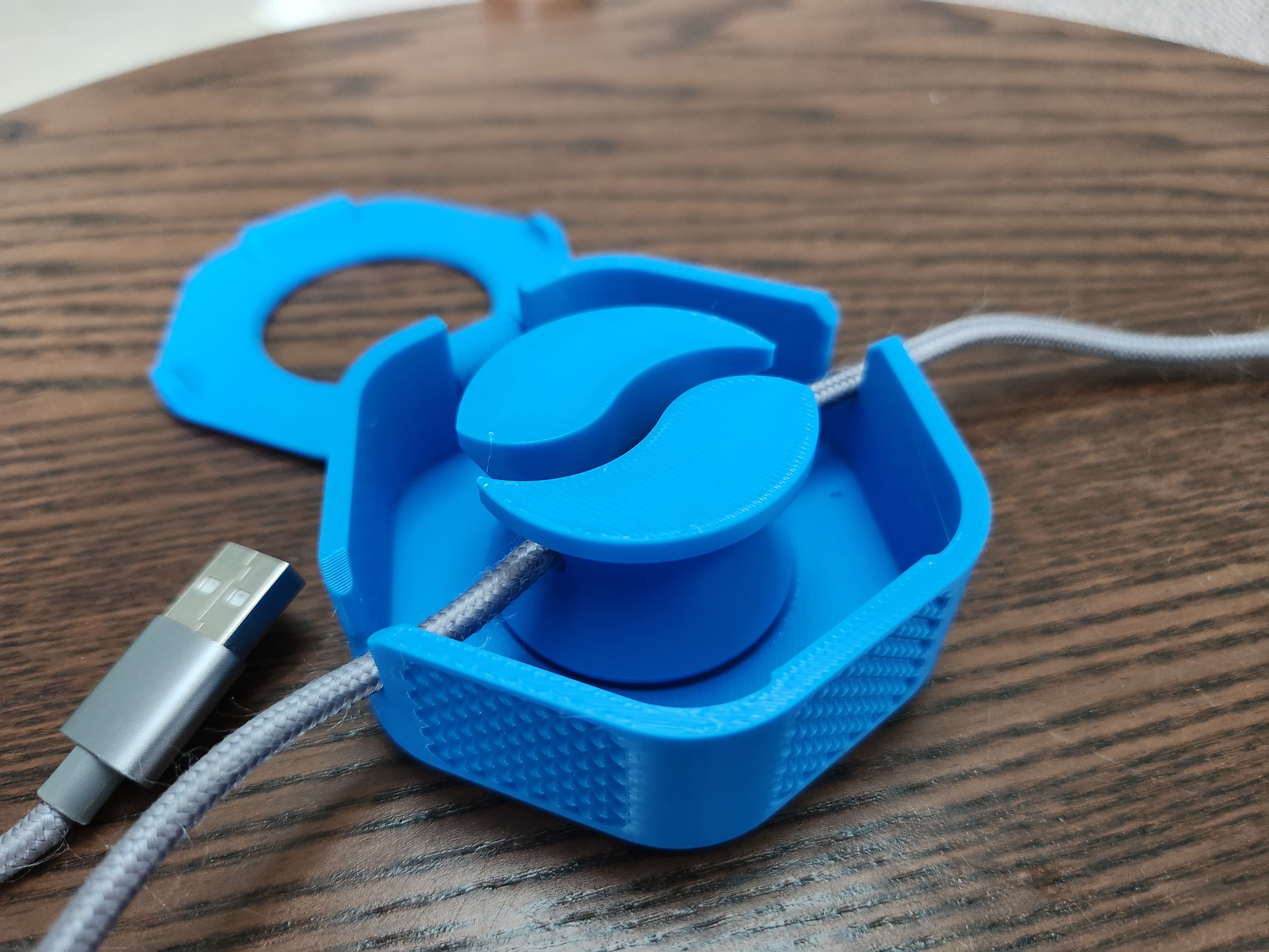 Portable Cable Organizer / Winder preview 4