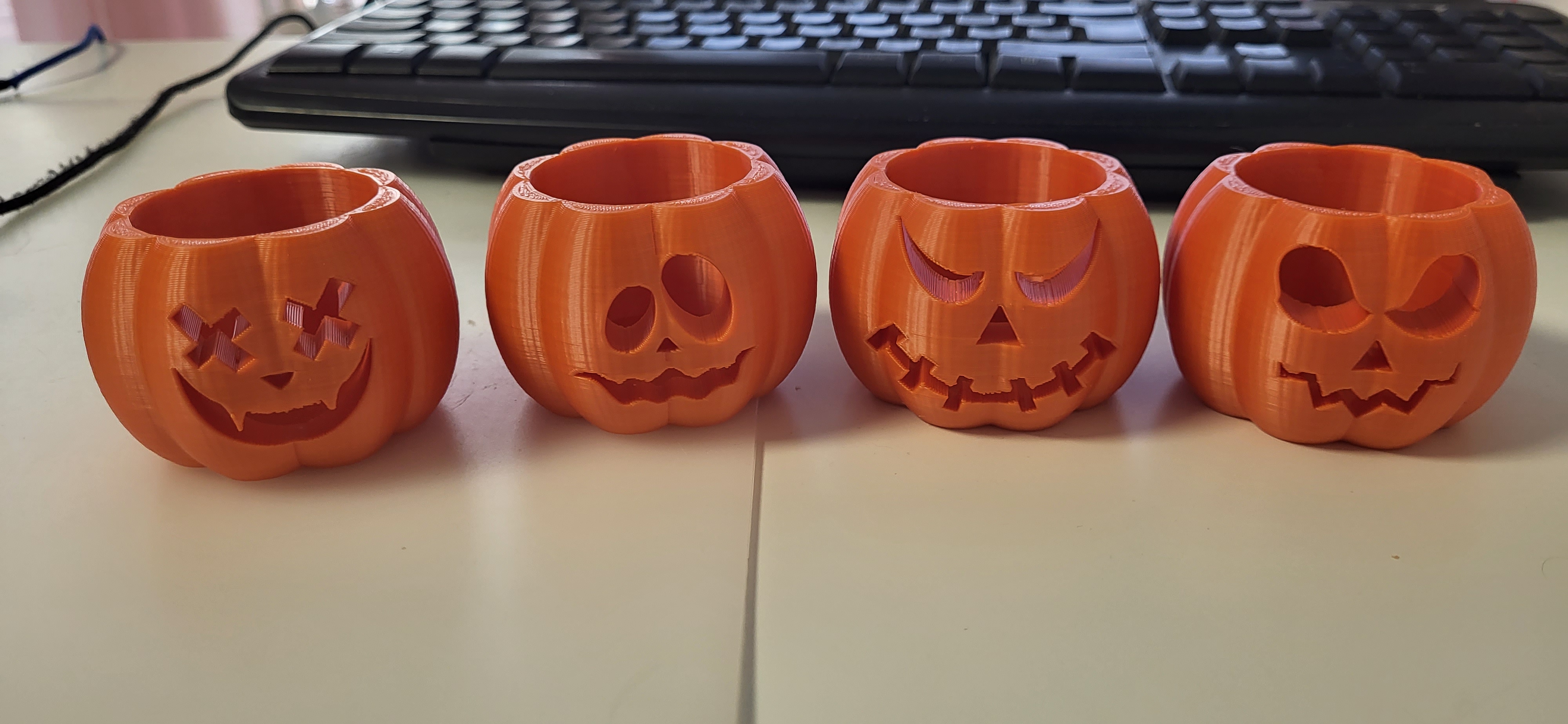 Pumpkin tealight preview