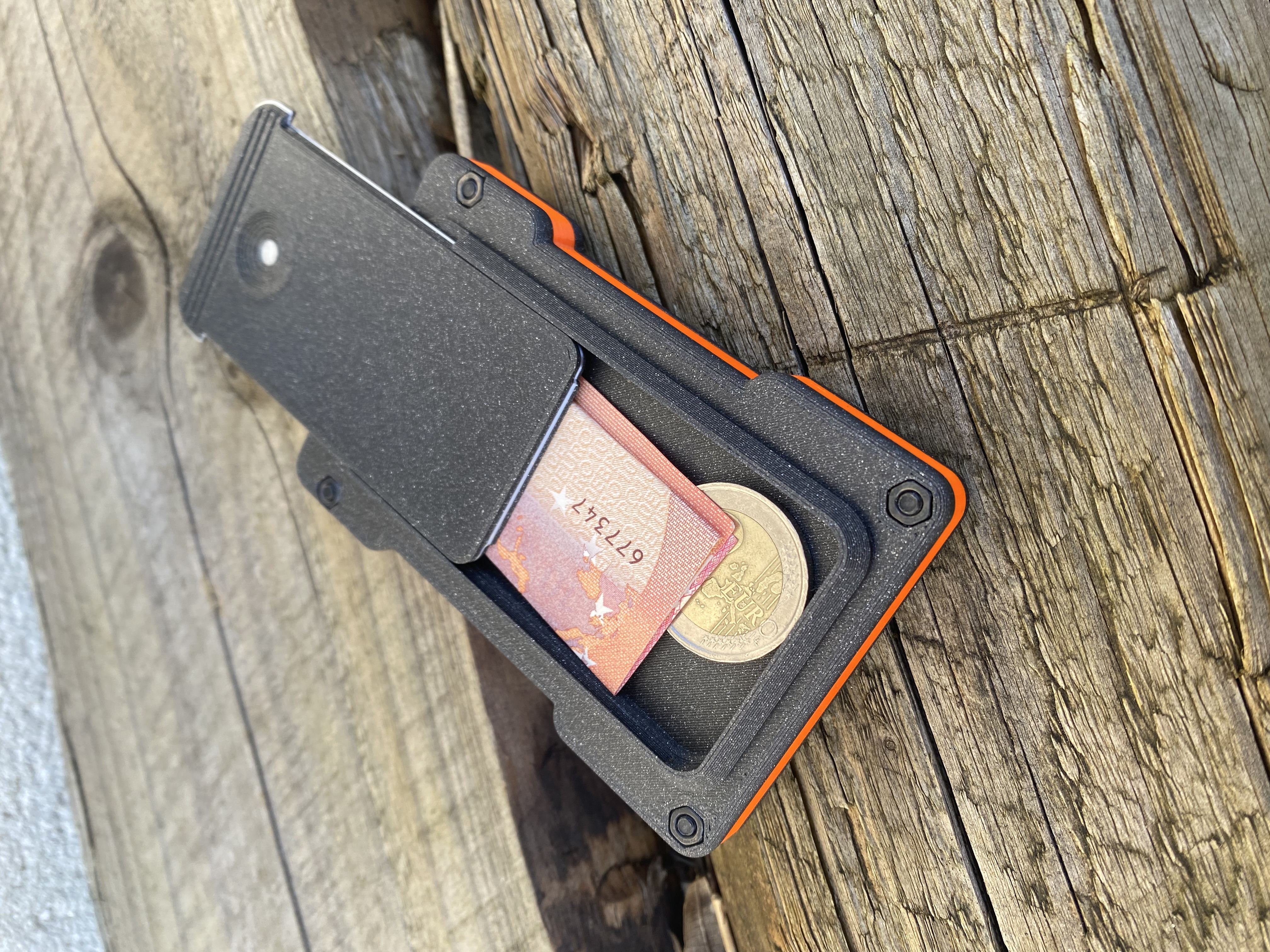 Pop-up credit card wallet spreader with coin/cash storage preview 3