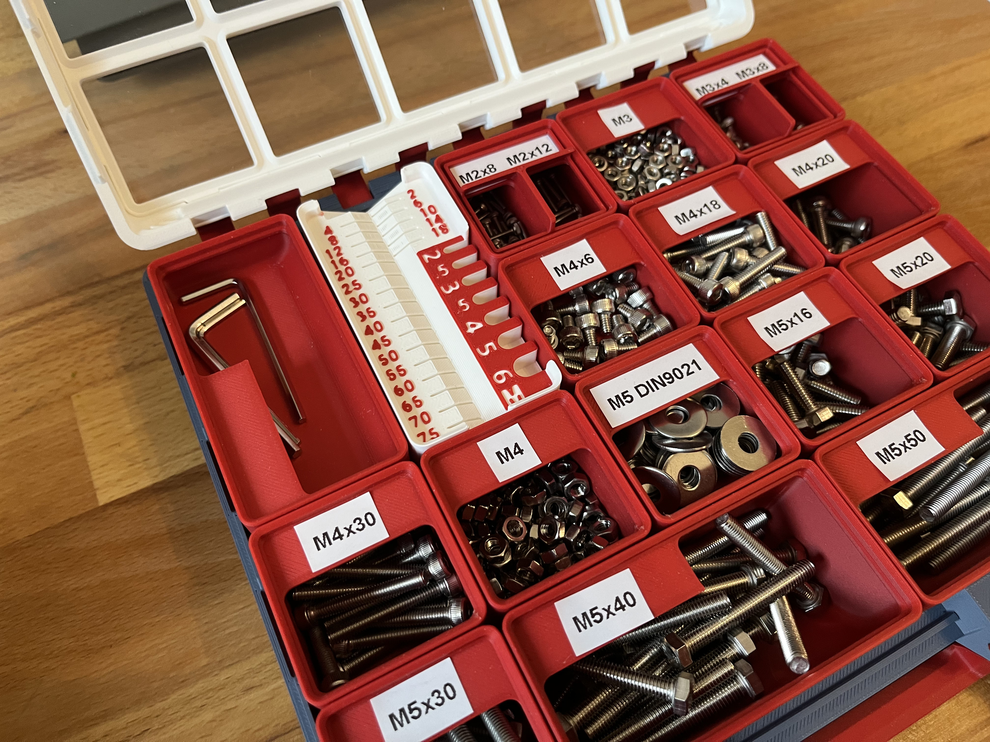 Gridfinity Stackable Mini Metric Screw Sorter preview 3