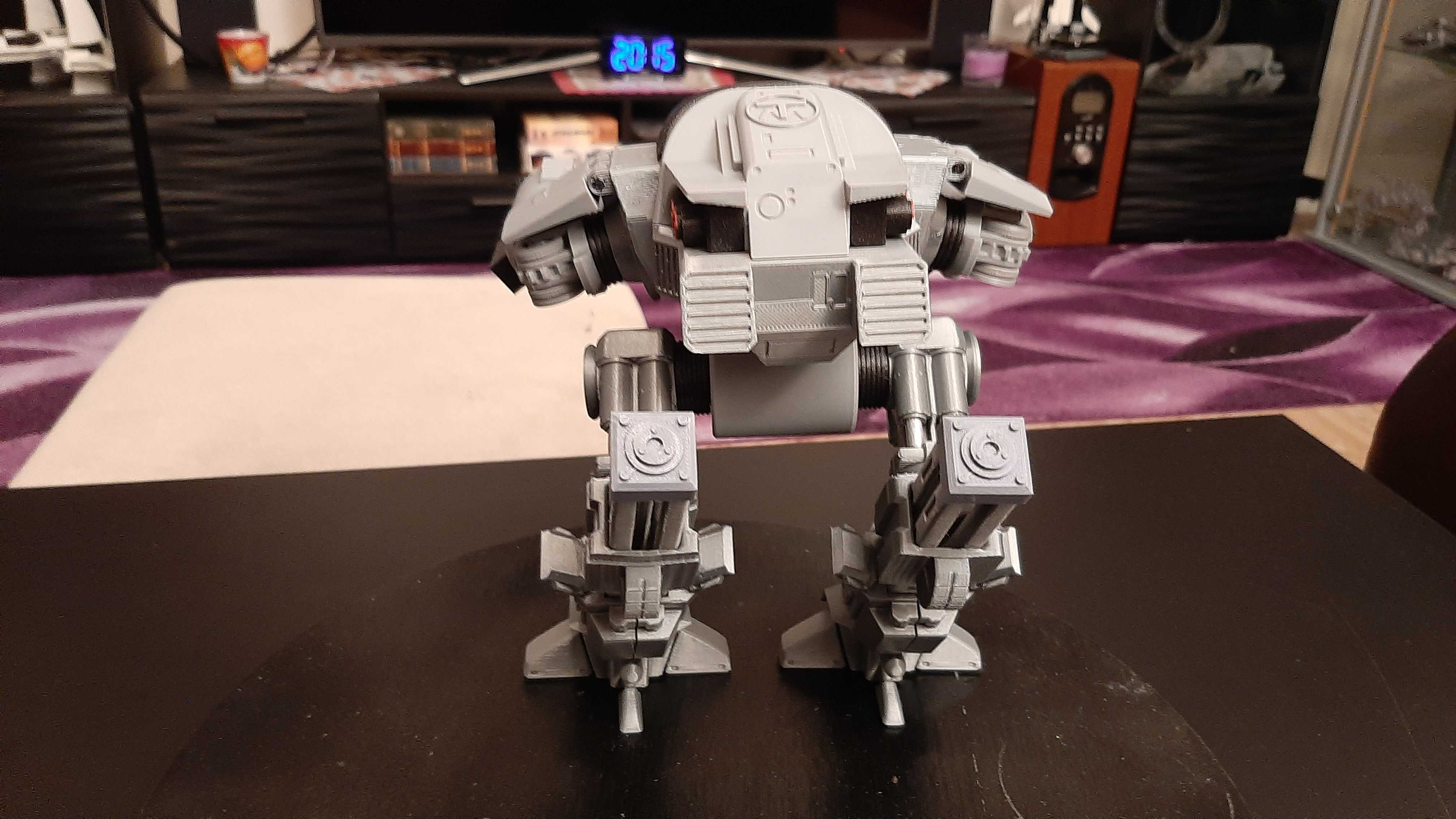 Enforcer Droid ED-209 preview 3