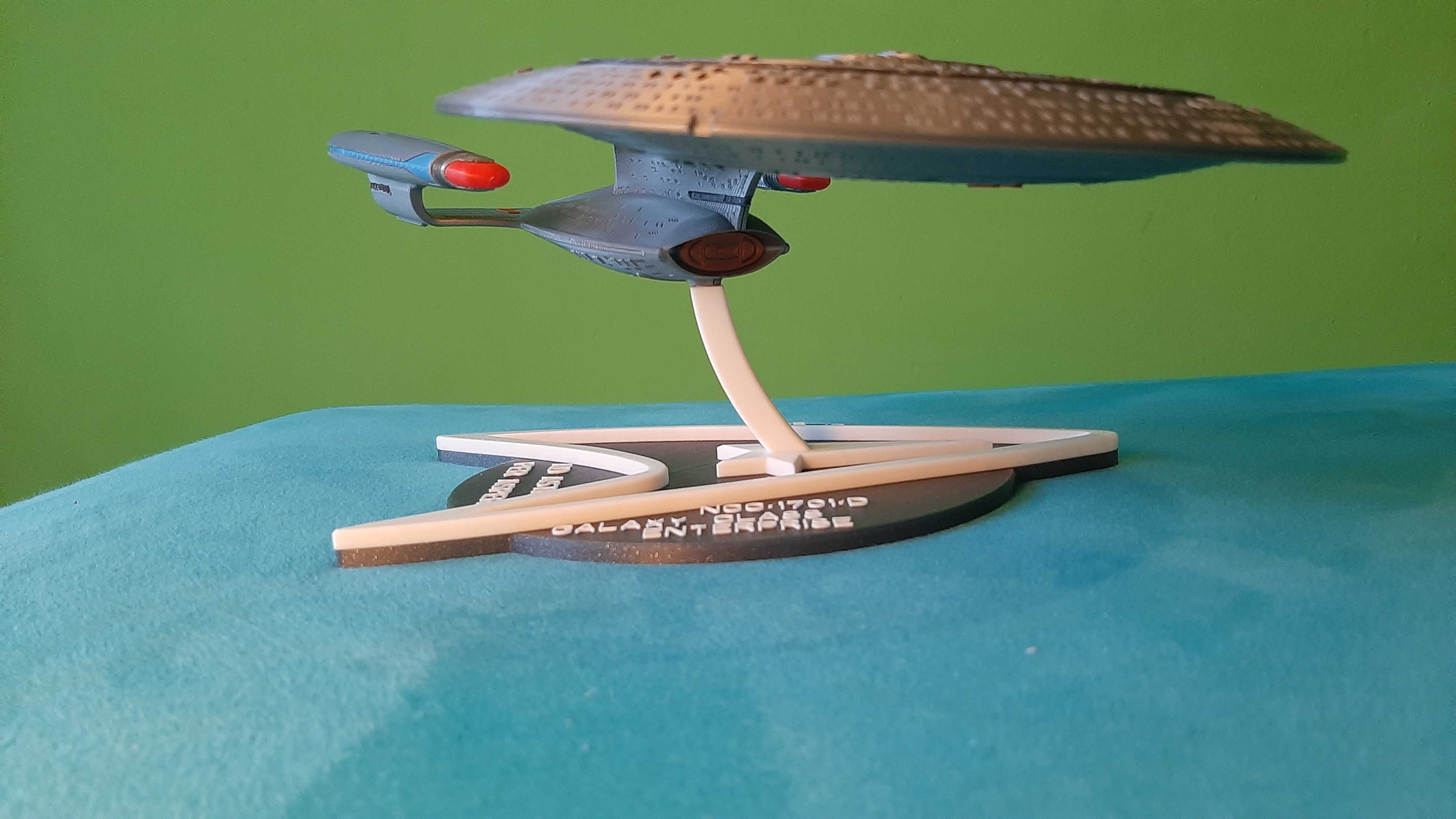 Enterprise-D Galaxy Class preview 3