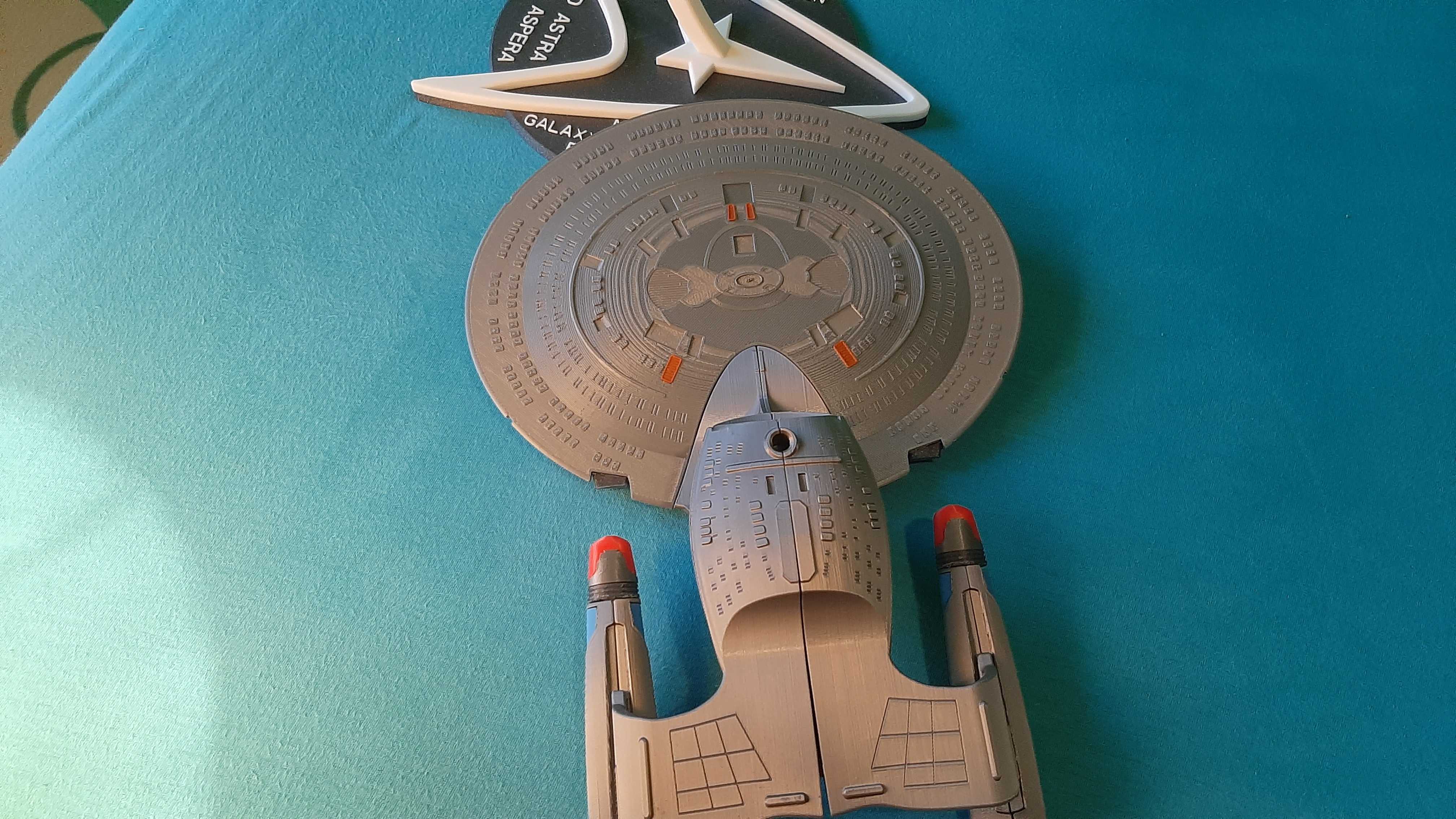 Enterprise-D Galaxy Class preview 5