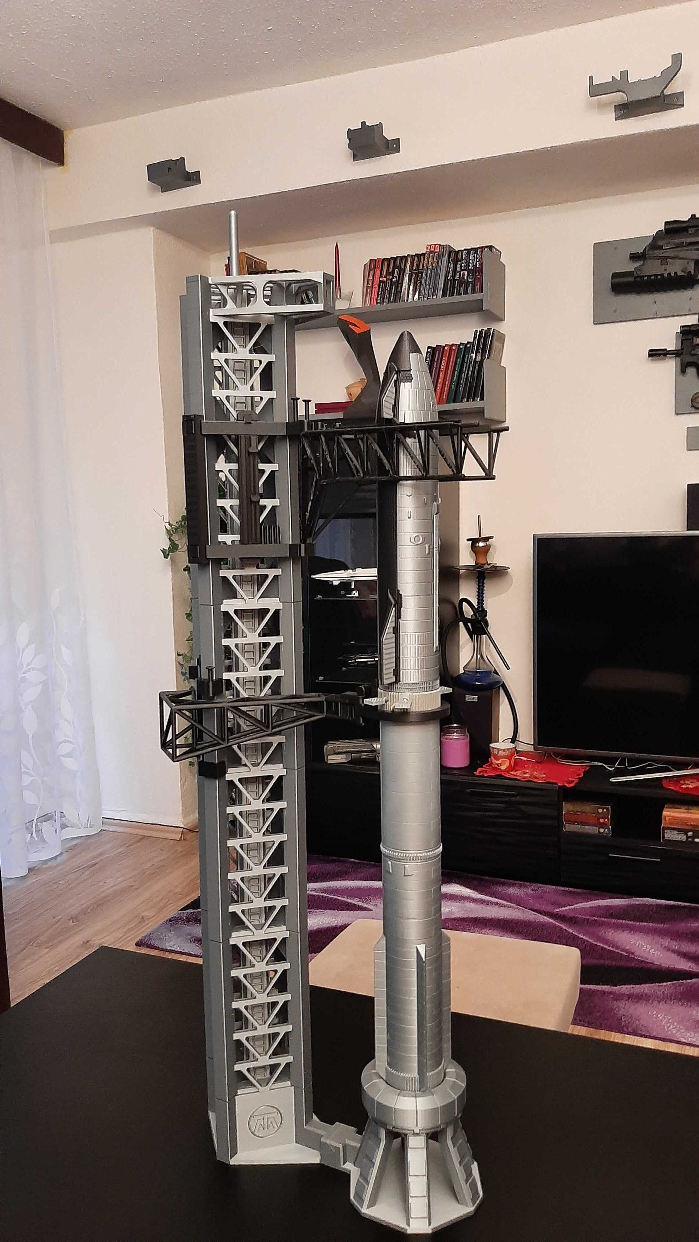 Spaceship with the Tower preview 2