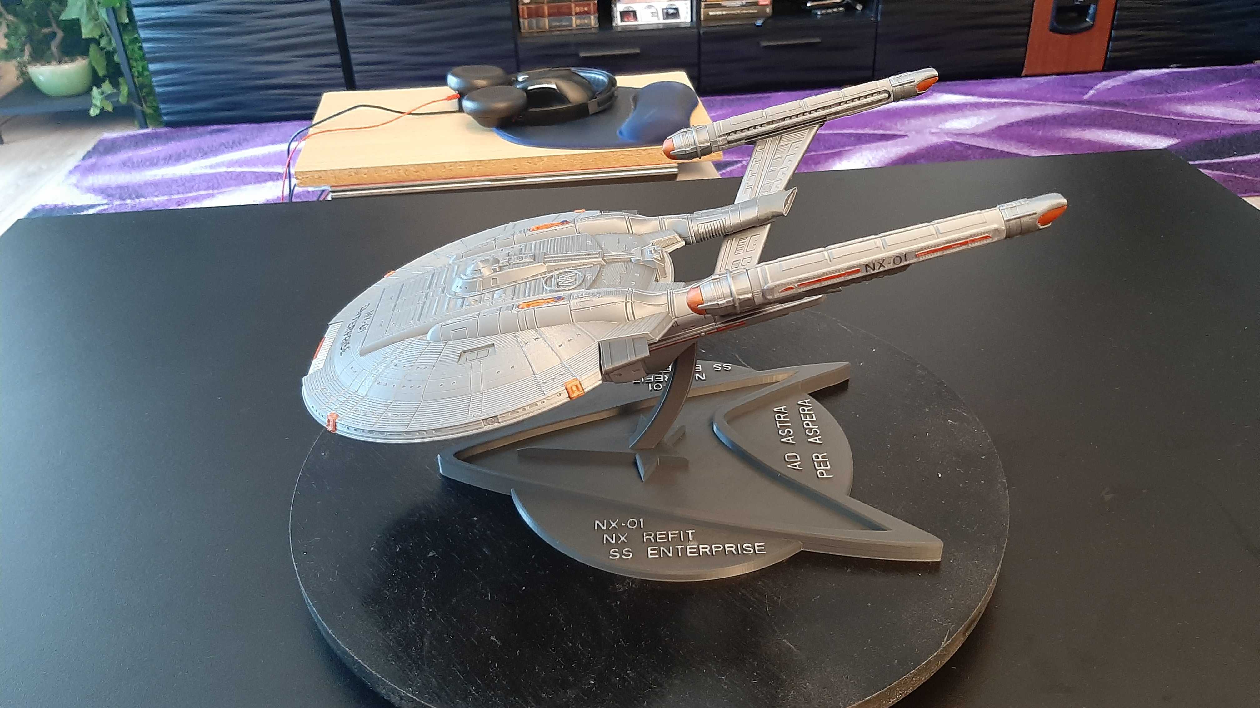 Enterprise NX Refit preview 4