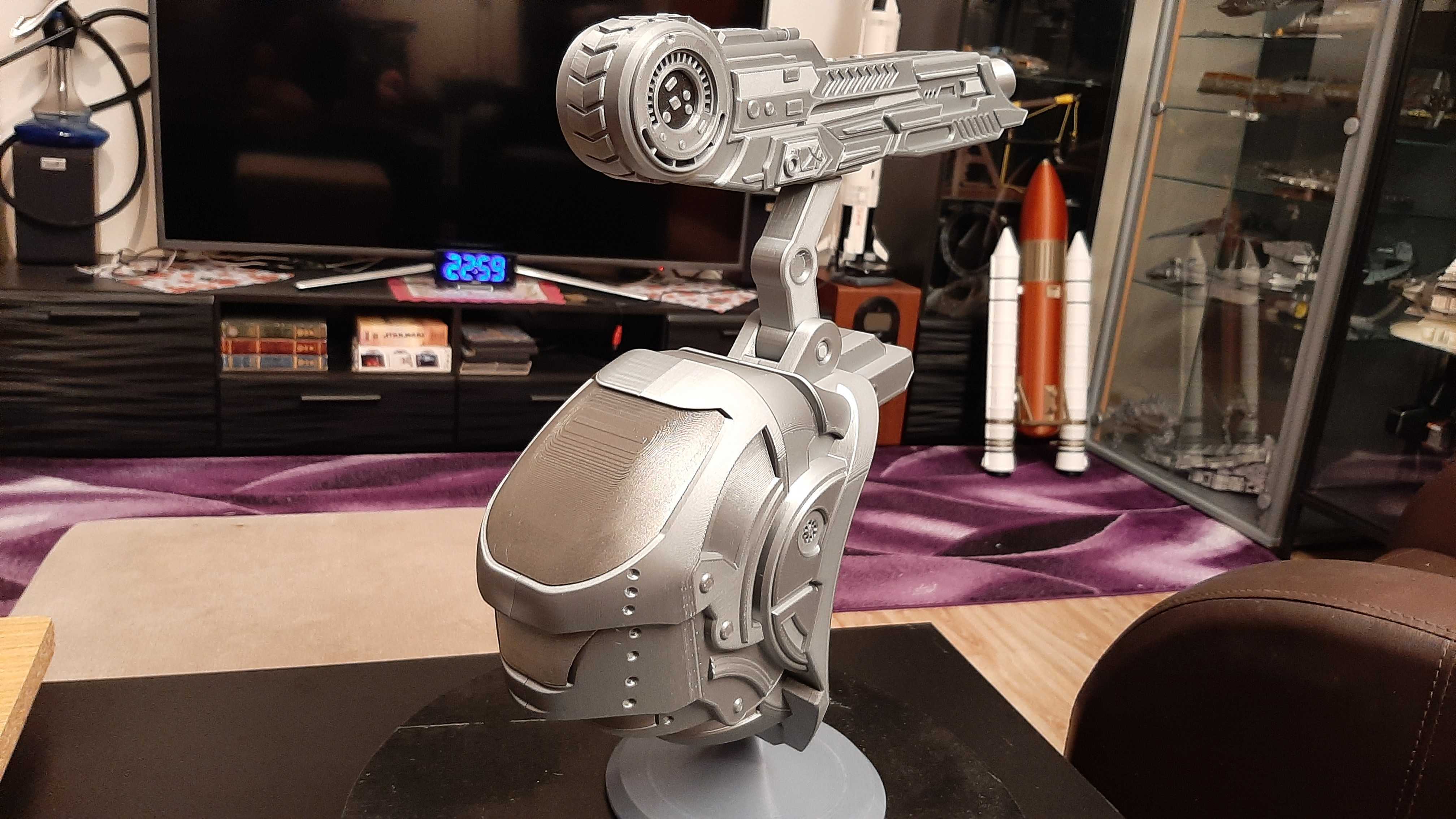 Predator Shoulder Cannon Backpack preview 3