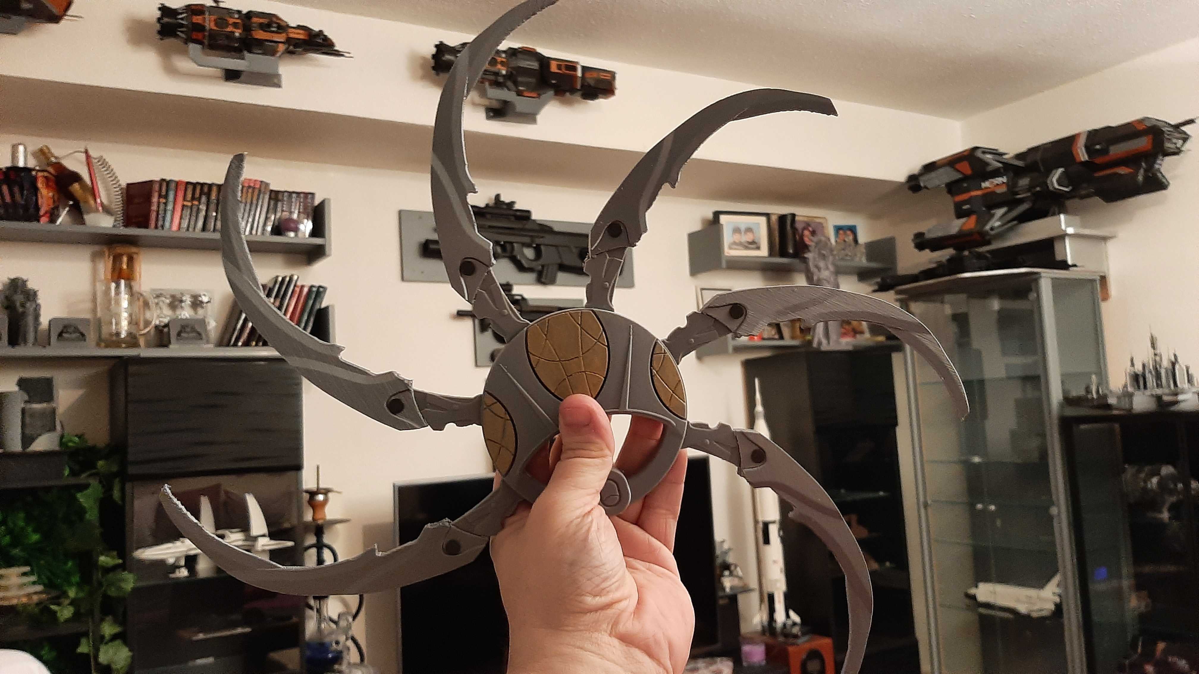 Predator Shuriken (Partially foldable) preview 3