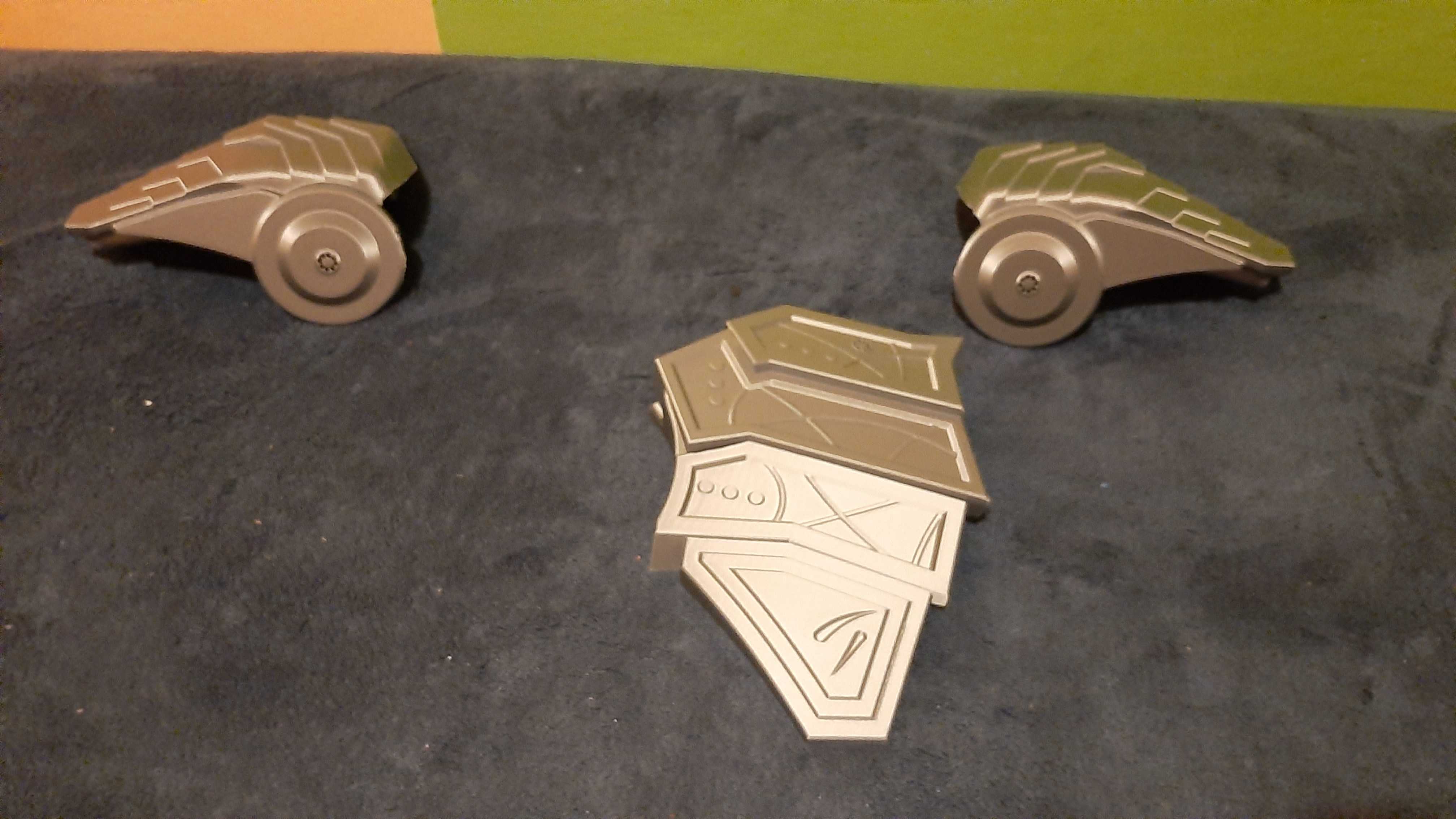 Predator Shoulder and Chest Armour plates preview 2