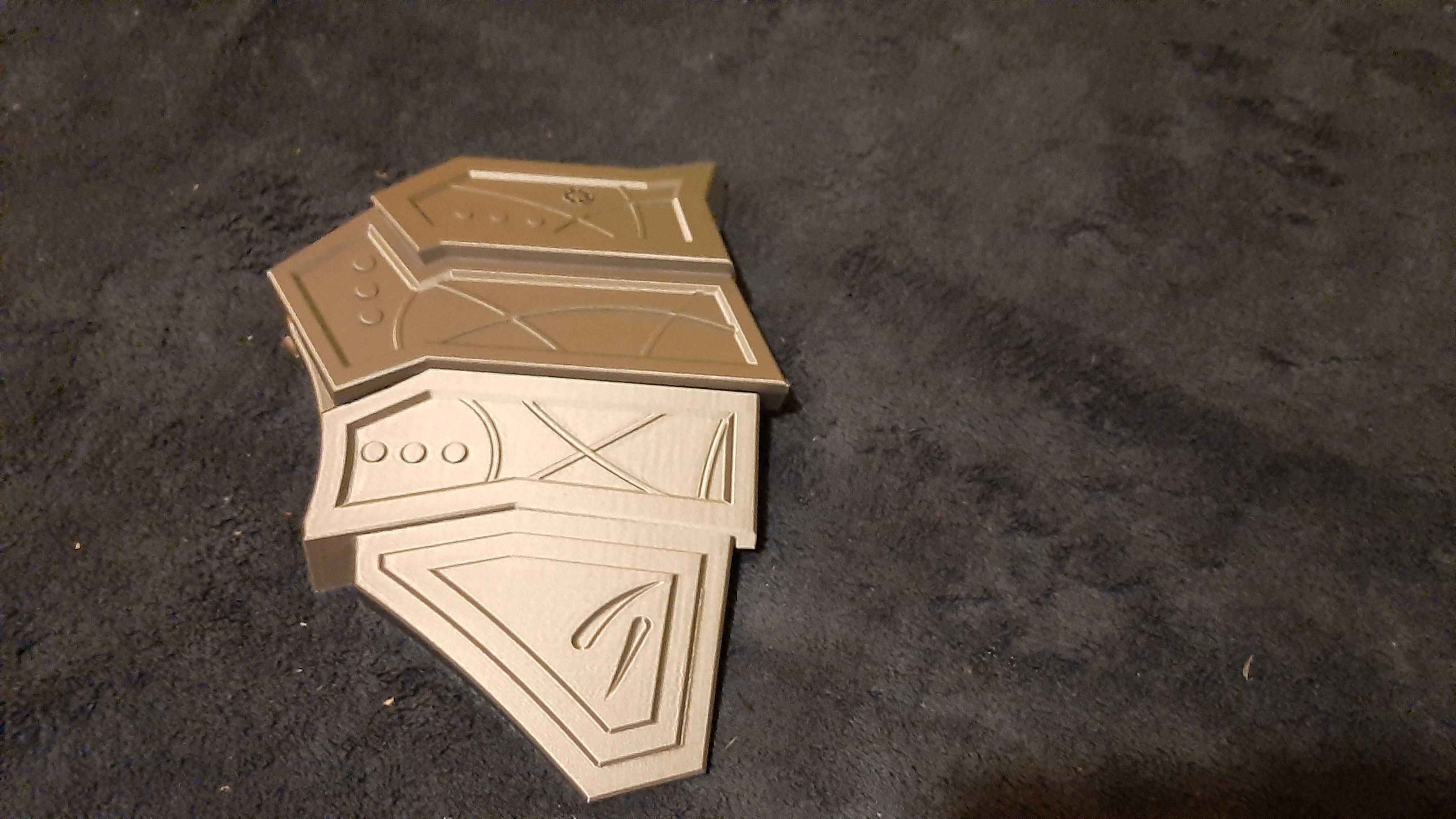 Predator Shoulder and Chest Armour plates preview 3