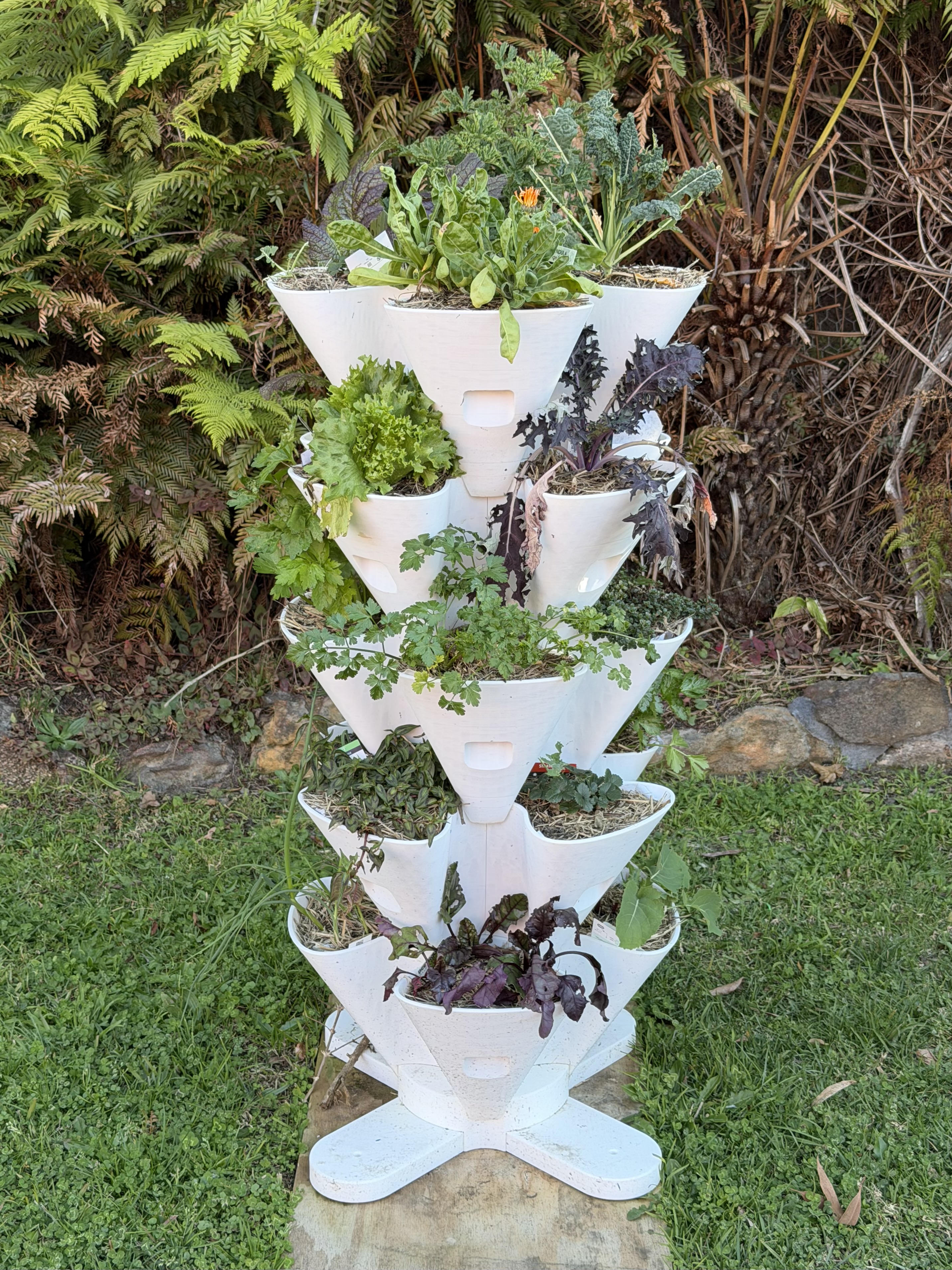 Stackable Vertical Garden Planter preview 2