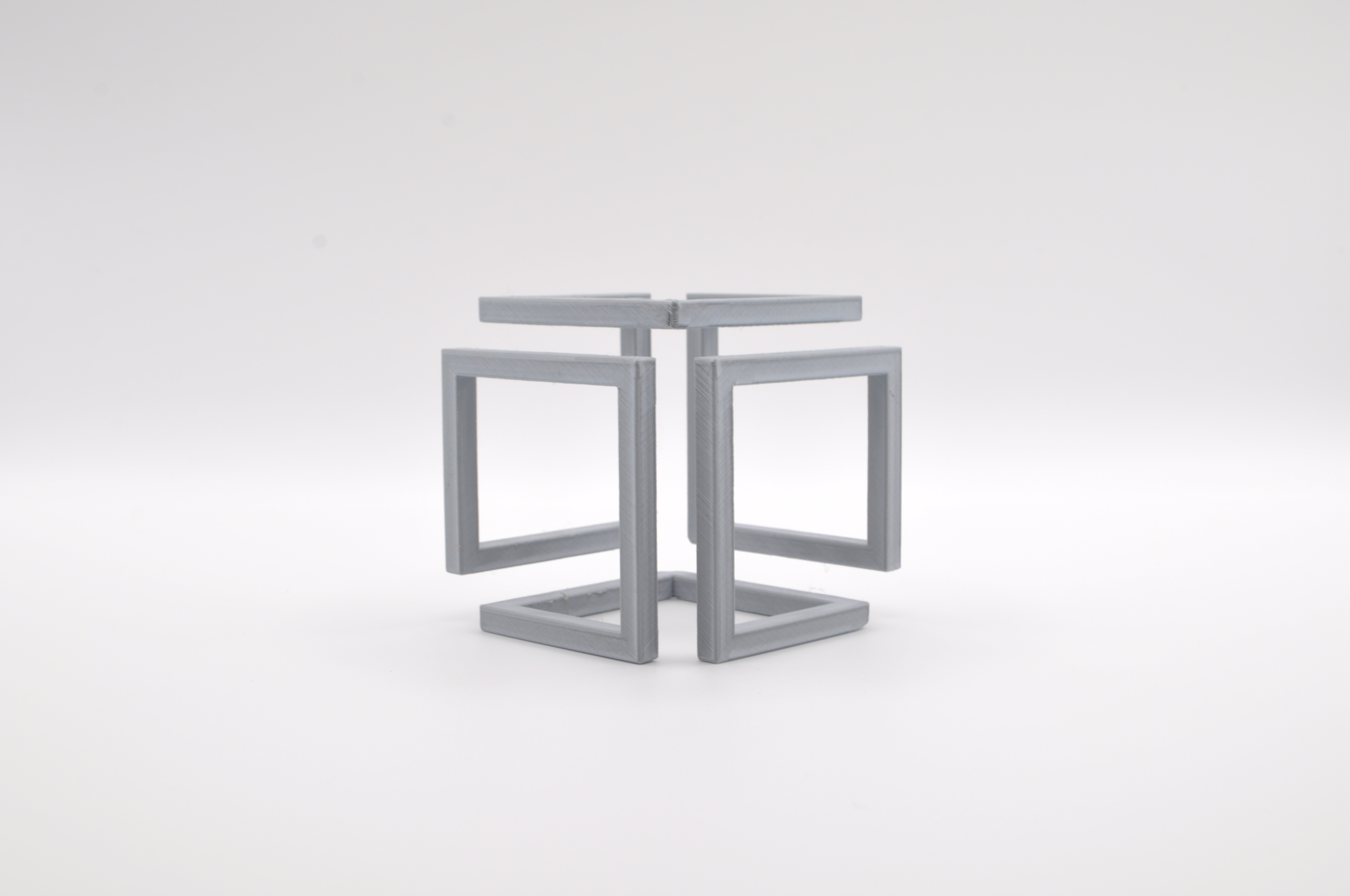 Impossible Cube with No Supports! preview 3