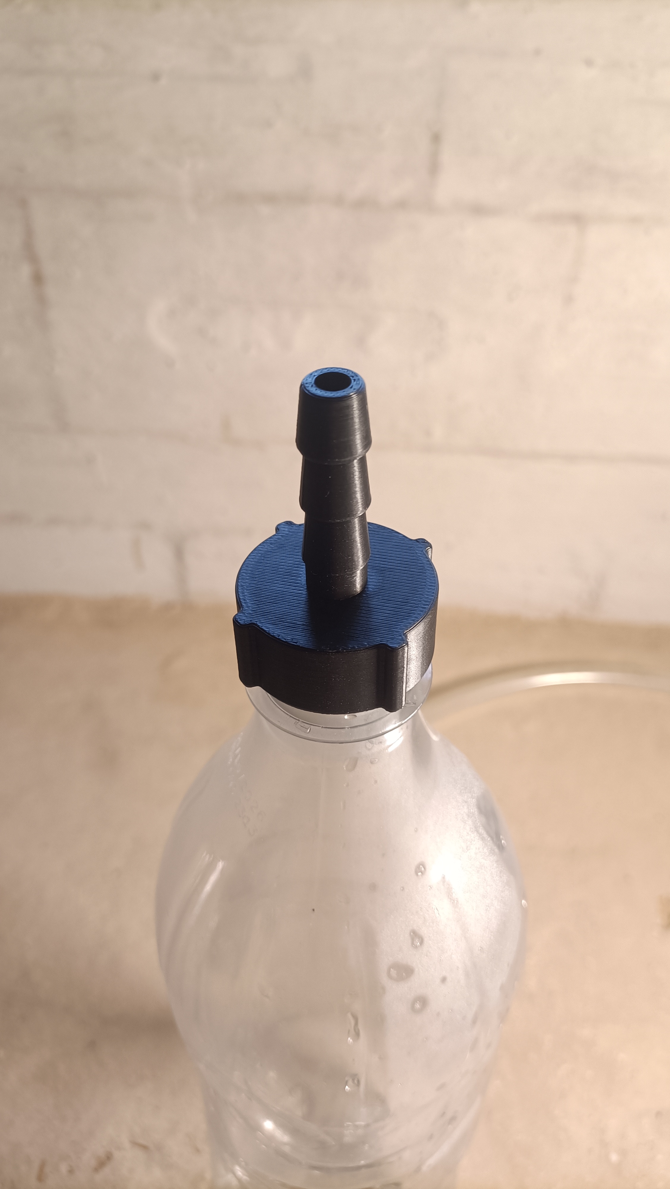 CocaCola to 10mm plastic tube adapter (CAD model included) preview 3