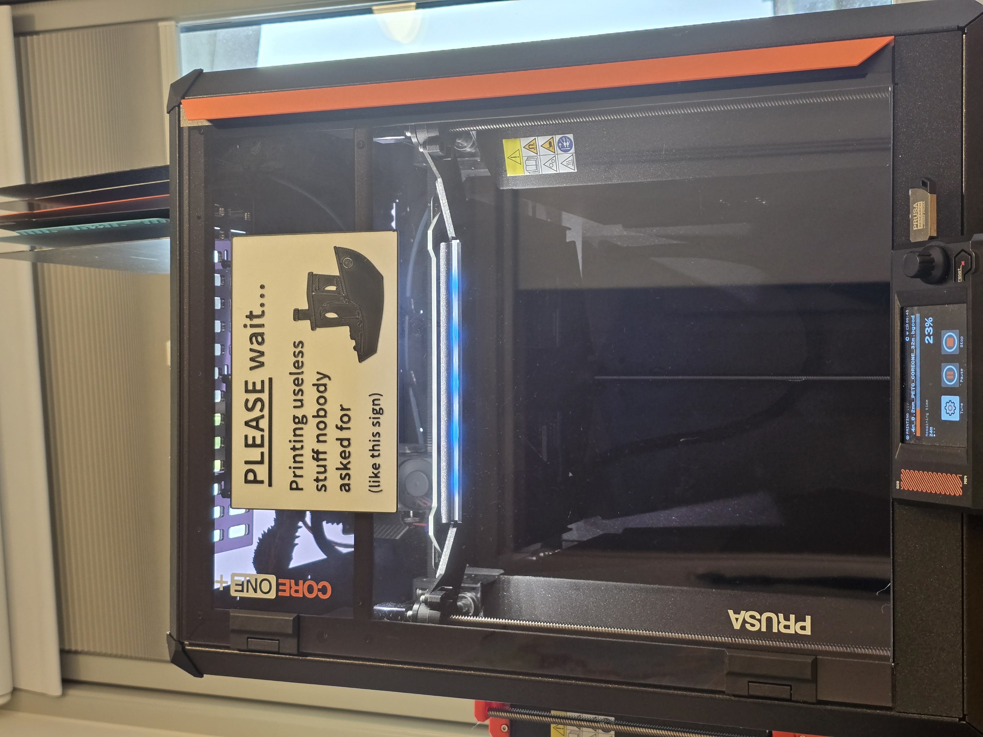 PLEASE wait, printing useful stuff nobody asked for (like this sign) (no MMU/AMS) preview 3