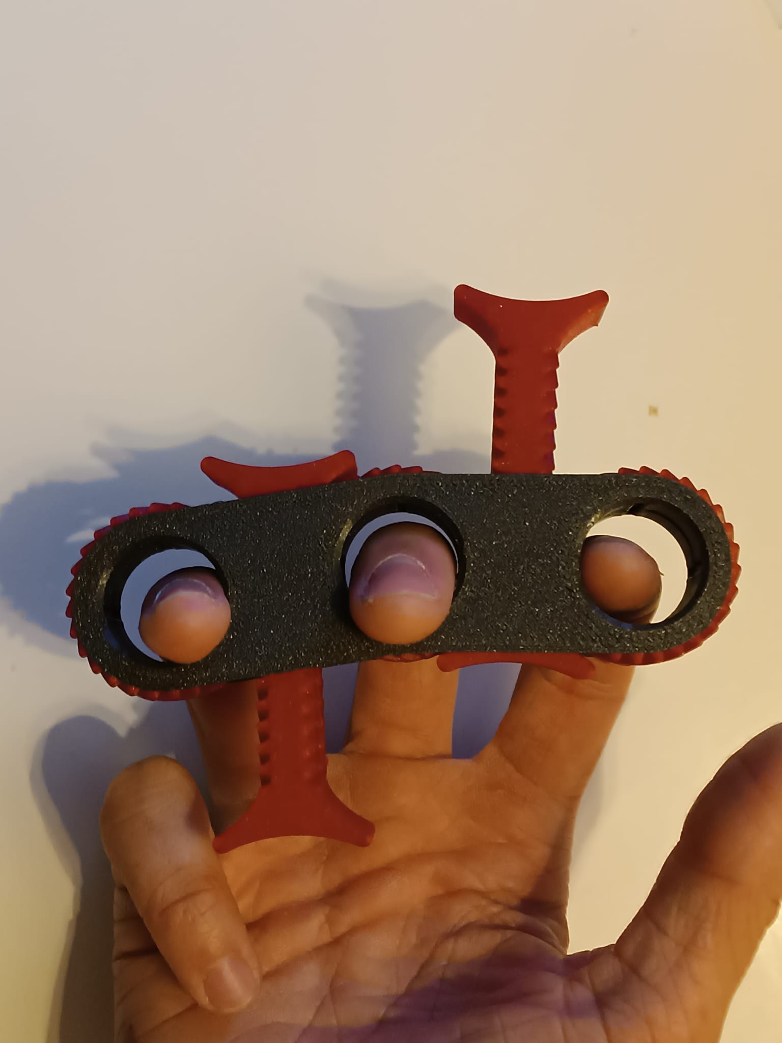 Tri-Finger Gear Clicker preview 3
